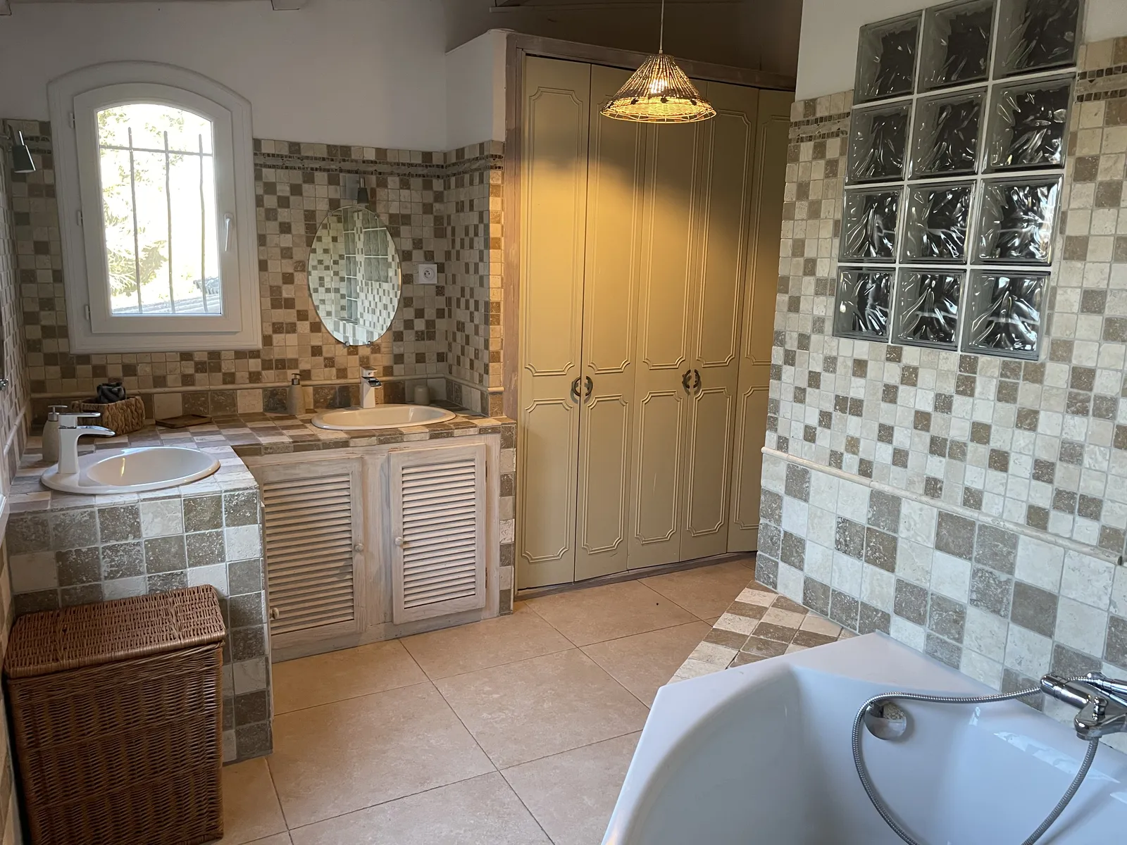 Salle de bain baignoire Villa des 3 sources